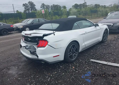 2022 Ford Mustang Ecoboost Premium z USA, uszkodzony, nr VIN 1FATP8UH3N5104988